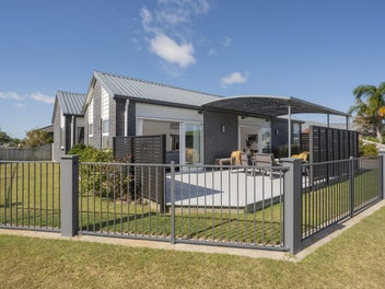 Sun, Space & Coastal Convenience