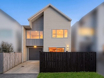 Standalone | Comfort, Style & Convenience