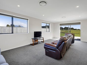 Modern Living On Bianca With A View