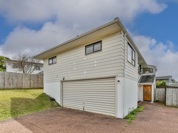 Overseas Vendors Say Sell