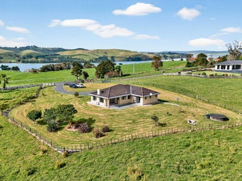 Beautiful Outlook's in Pahi