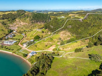 Coastal Land - PIKAU Bay an Aquatic Wonderland