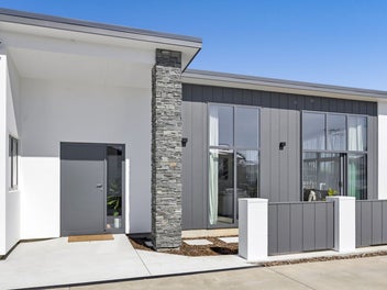 Stylish, Premier Townhouse