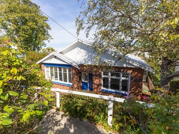 Image 1 of 20