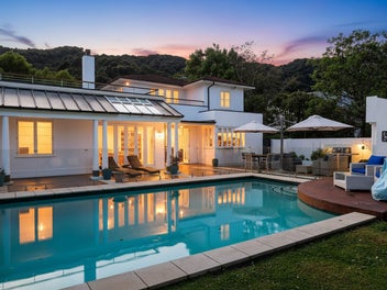 One not to be missed in Lowry Bay