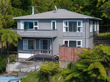 OFFERS NEEDED-MUST BE SOLD- NOW $670k