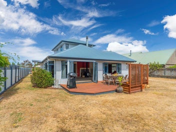 Lake life starts here