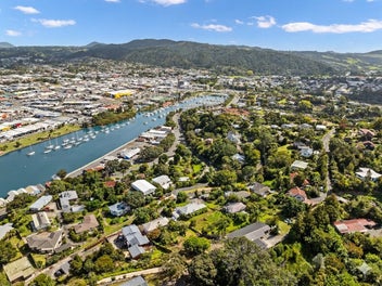 Elevated Site With Architectural Possibilities