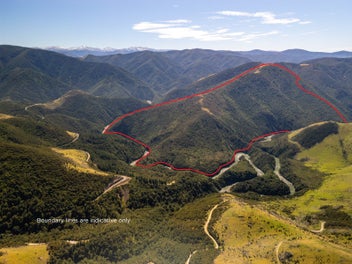 Tuscany Downs - the best of both worlds