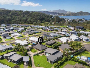 SAVOUR THE SPACE, SERENITY & SUPERB EXTRAS