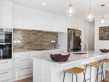 Modern Elevated Home with Direct Harbour Access