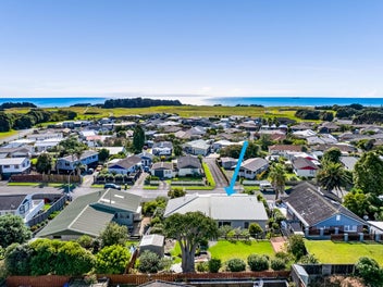 Elevated Coastal Living with Sea Views