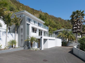 Exclusive Bay of Islands Coastal Opportunity