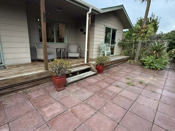 Image 1 of 18