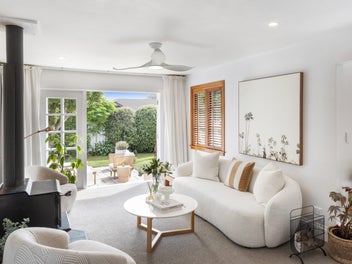 The White Home - 4 Newland Street