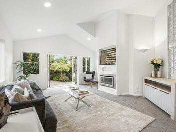 Vendor Relocated - Your Opportunity!