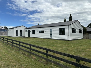 Image 1 of 18