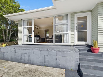 Perfectly positioned in Perth Place