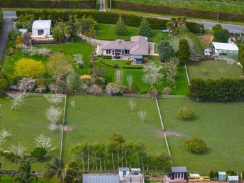 Home & Income on 2.8 Acres