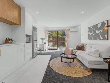 Dual Masters - Vendor Says Sell!