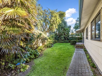 Stop! Action needed here now.