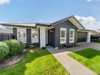 Solar Smart. Simply Superior.