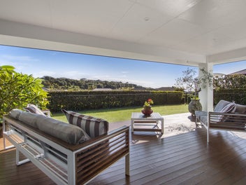 Premium Coastal Living with Boat Parking