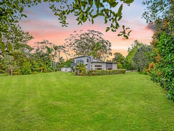 Vendors Motivated - Act Now