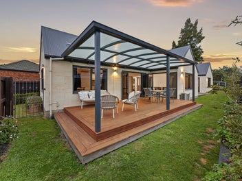 Space to Breathe, Style to Impress