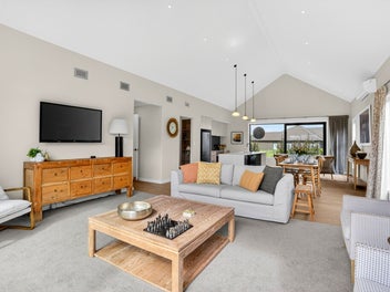 Platinum Home in Paerata Rise