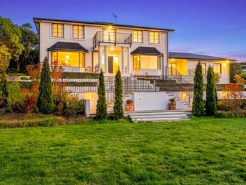 A Grand Statement in Space, Sun & Sea