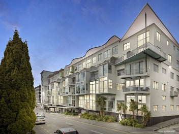 Unbelievable Value - Sun-Soaked, Super Central