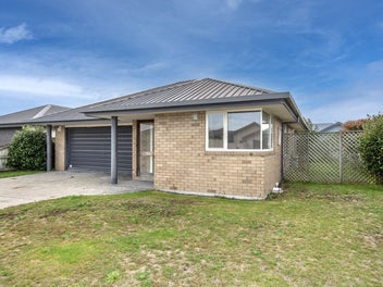 Quiet Coastal Cul-de-Sac - 'As Is'