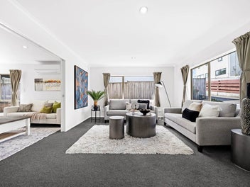 Park, Golf, Tennis and City Fringe Living