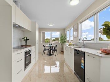 Renovated Family Home + Cabin