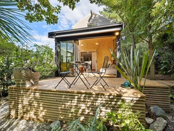 Hidden Forest Retreat in the Heart of Queenstown