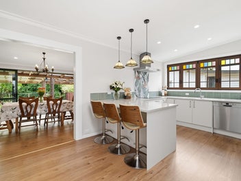 Peaceful Living: Space, Style & Income Potential!