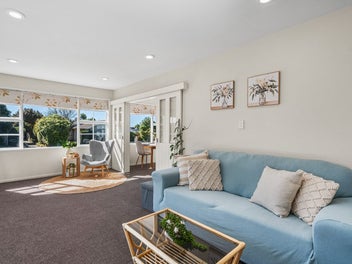 Perfect Starter in Quiet Street