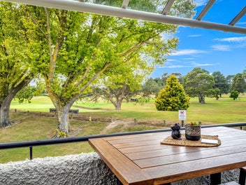 EXCEPTIONAL VIEWS WITH EXCEPTIONAL LIVING