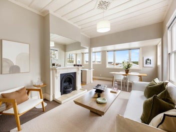 Ponsonby with a Twist