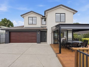 Modern Sophistication in Remuera