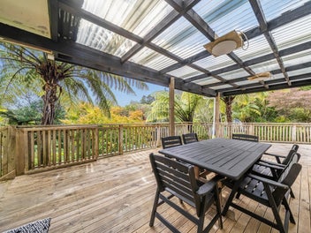 Family Home on a Spacious Section & Popular Street