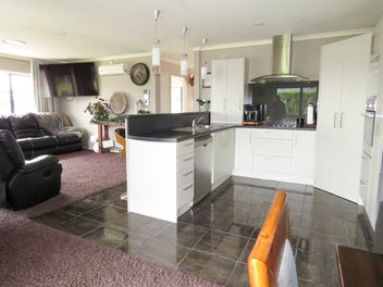 Solid, Stylish and ready for you