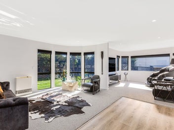 Bring Me An Offer! BEO $995K