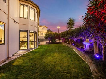 Bring Me An Offer! BEO $995K