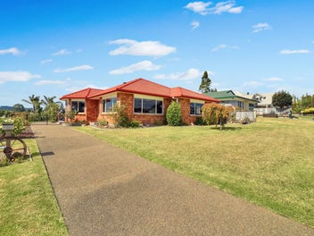 Space, Separation & Quiet Living with a View