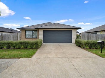 FINAL WEEK! MUST SELL!