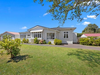 A Blue-Chip Canvas Awaits