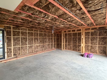 Brand New 3-Bed Home – Quiet Back Section