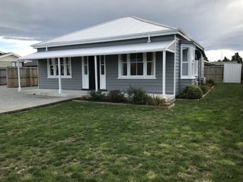 Image 1 of 18